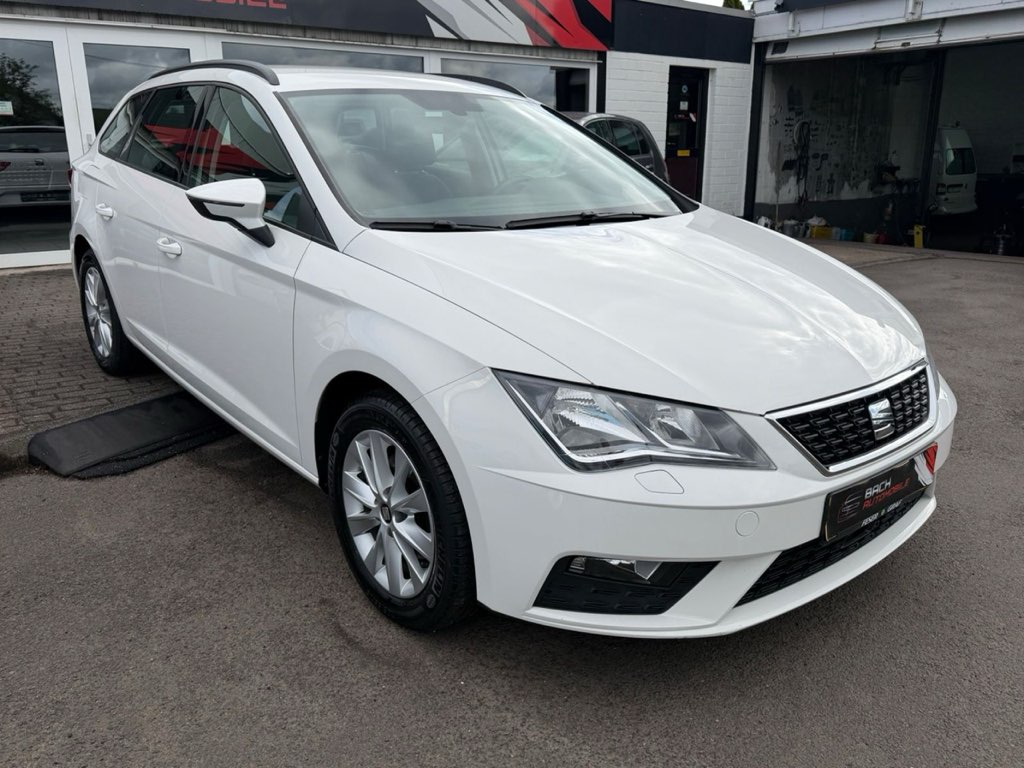 Seat Leon ST Style DSG/1 Hand/Scheckheft, Bild 1 von 8