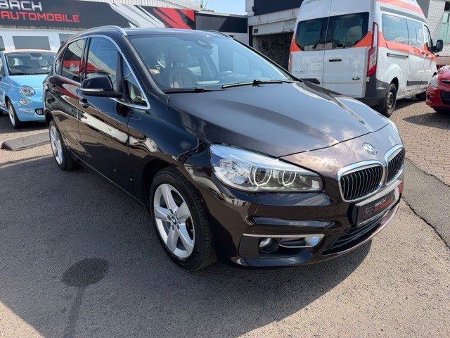 BMW Active Tourer/Luxury /Panorama/HeadUp/AHK/LED